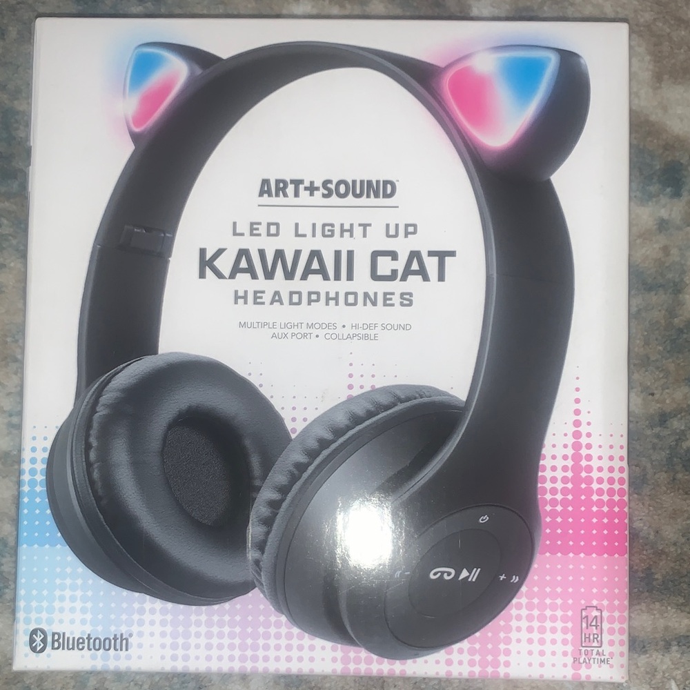 Art+Sound Kawaii Cat Headphones with LED Lights
